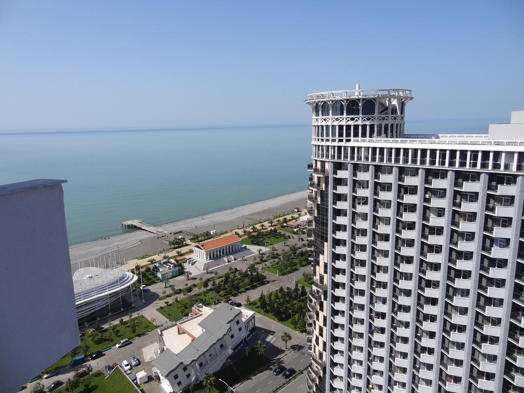 Apartment On Khimshiashvili Batumi Bilik gambar